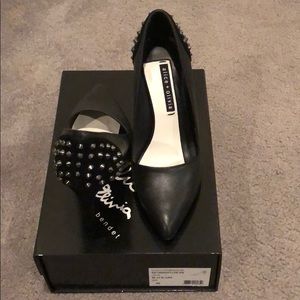Alice + Olivia black heels size 40